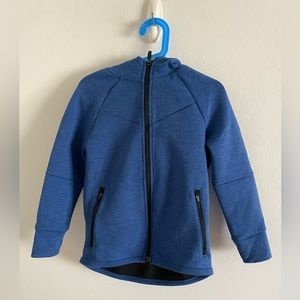 Pullover hoodie Size S 6/7(Boys)